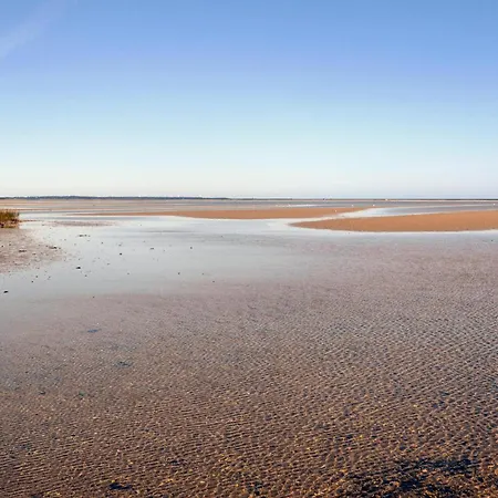 Three-bedroom In Дом отдыха